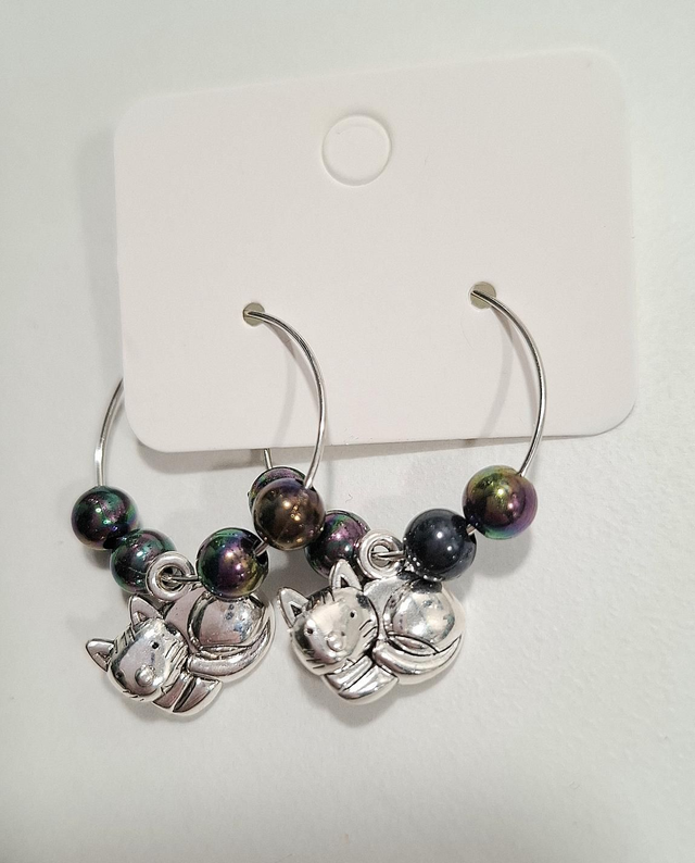 Cat charm beaded hoop earrings 