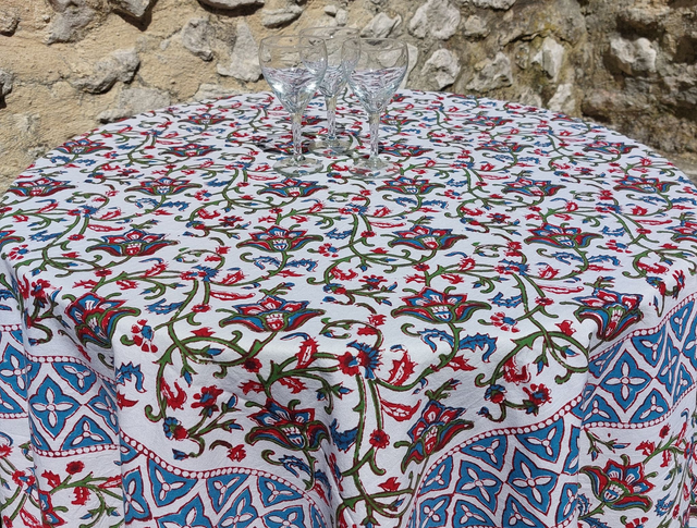 Nappe carrée 150cm impression florale à la main, rouge, bleu, vert,coton