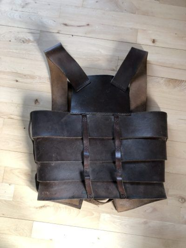 Læderrustning (Brugt)