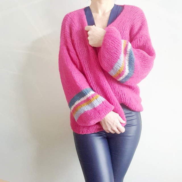 Handgebreid luxe damesvest ballonmouw - zachte alpaca en zijde