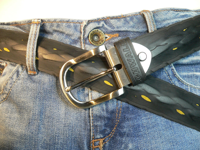 Pneu VTC noir et jaune, SCHWALBE