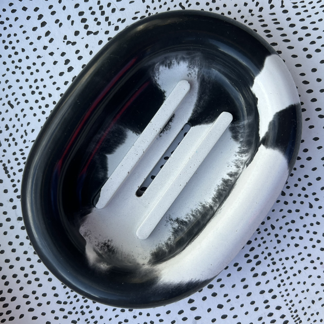 Soap dish - oval - black 