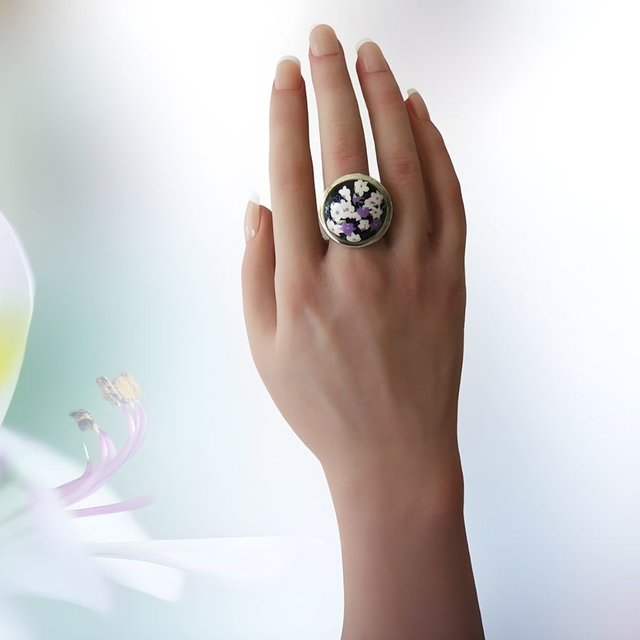 Bague ronde bohème fleurs liberty violet