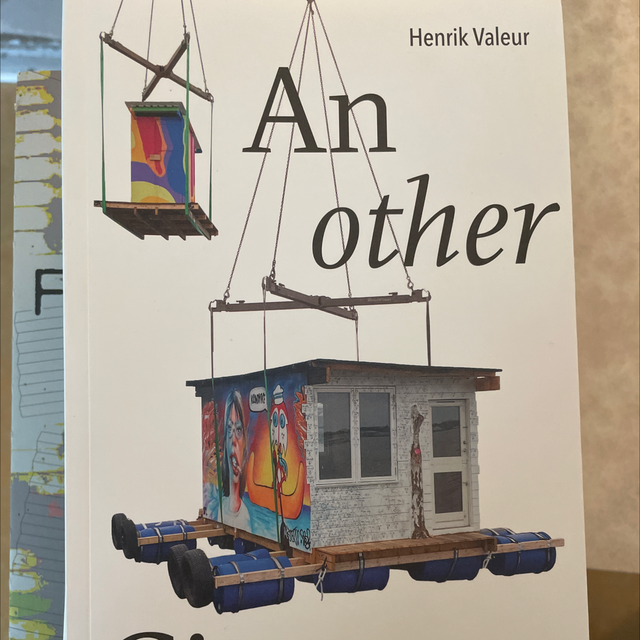 An Other City Henrik Valeur