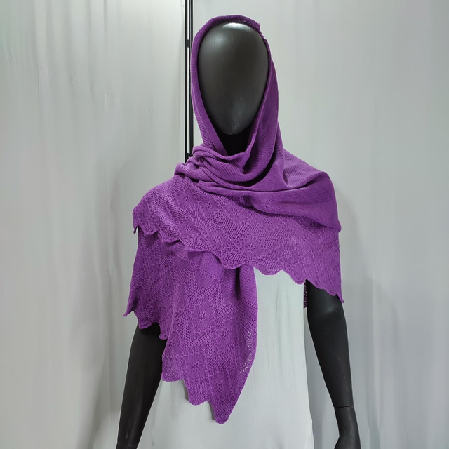 Halbrundes Schultertuch 