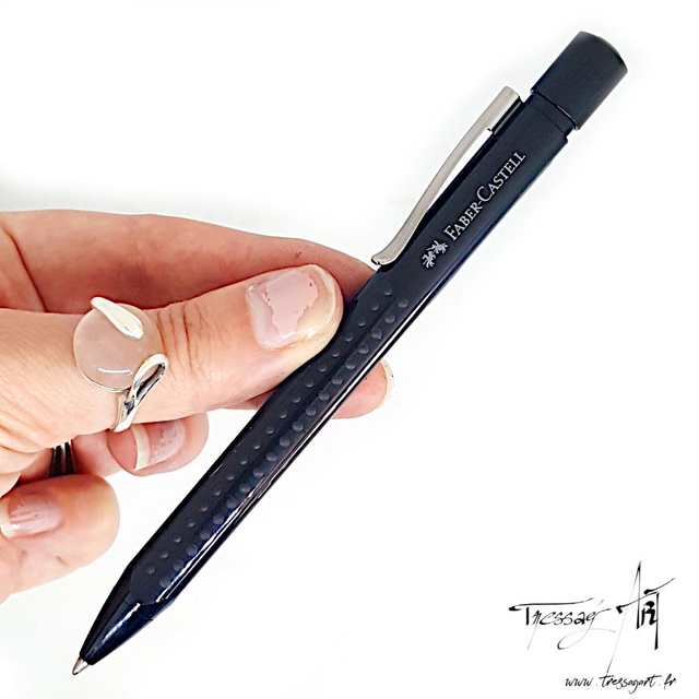 FABER CASTELL - STYLO BILLE ENCRE BLEUE - NOIR - FB087