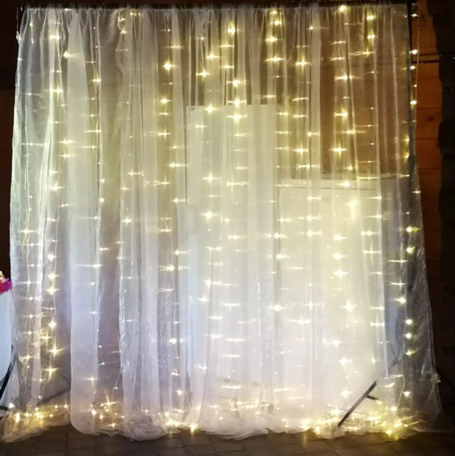 Location - Rideau 3x3m + structure + Led