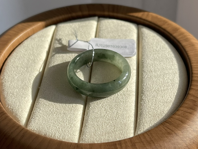 Bagues en jade (62) - HJG308