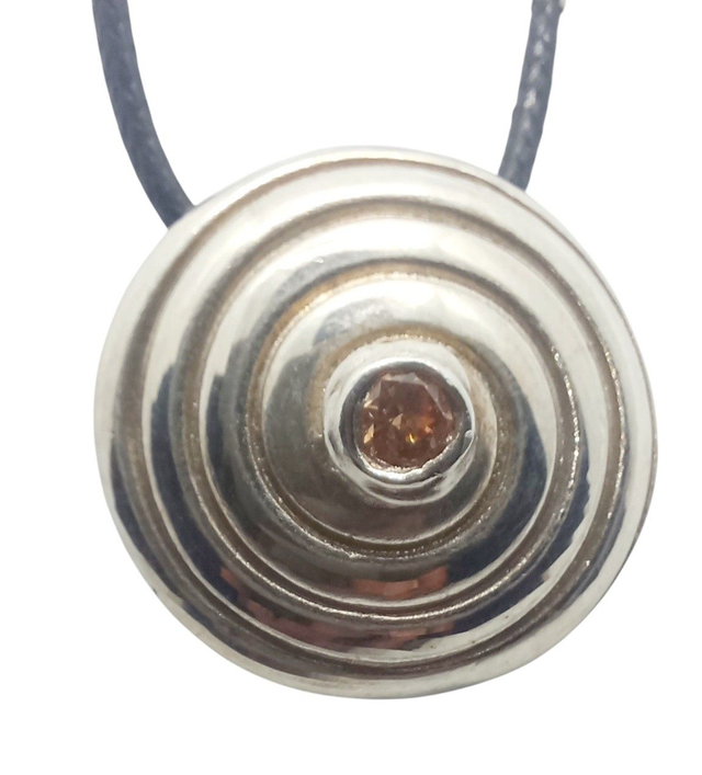 Spiral pendant with stone HALLMARKED