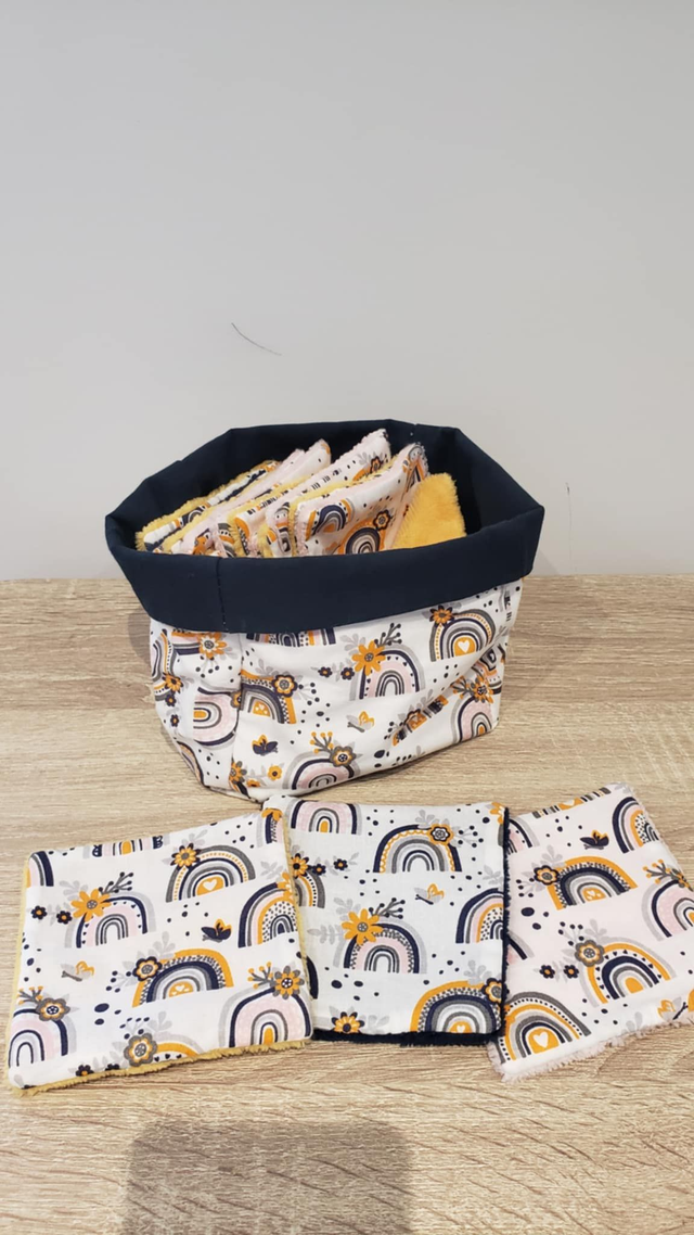 panier à lingettes arc-en-ciel