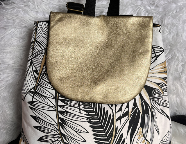 Sac à dos floral doré 