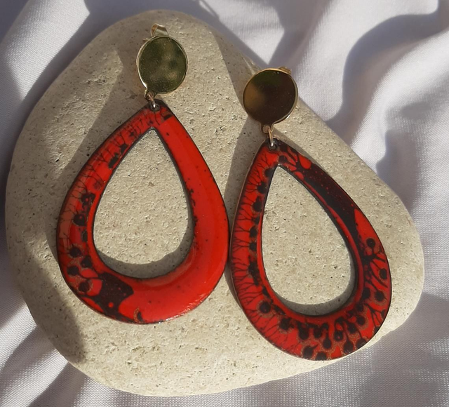 Boucles d&#039;oreilles Grandes Gouttes Rouges &quot;Anémone&quot;