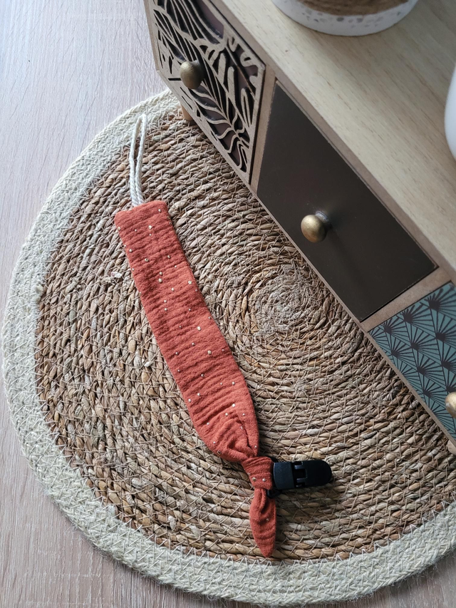 Attache tétine Terracotta 