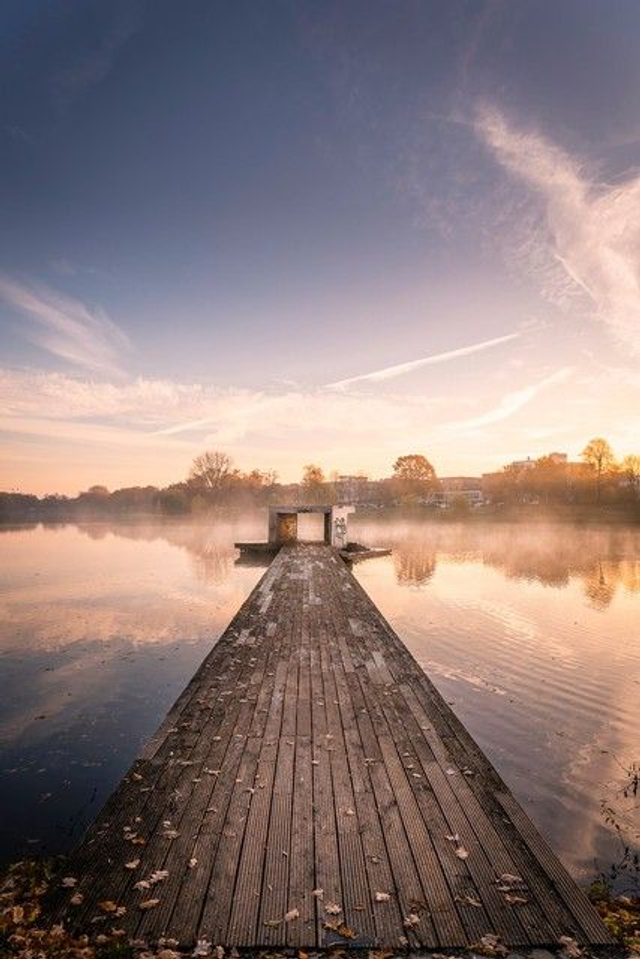 Jorge-Pardo-Pier im Nebel