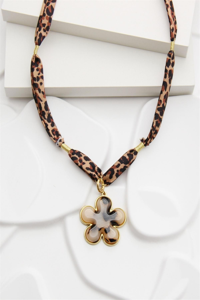 Collier fleur léopard doré en acier inoxydable 
