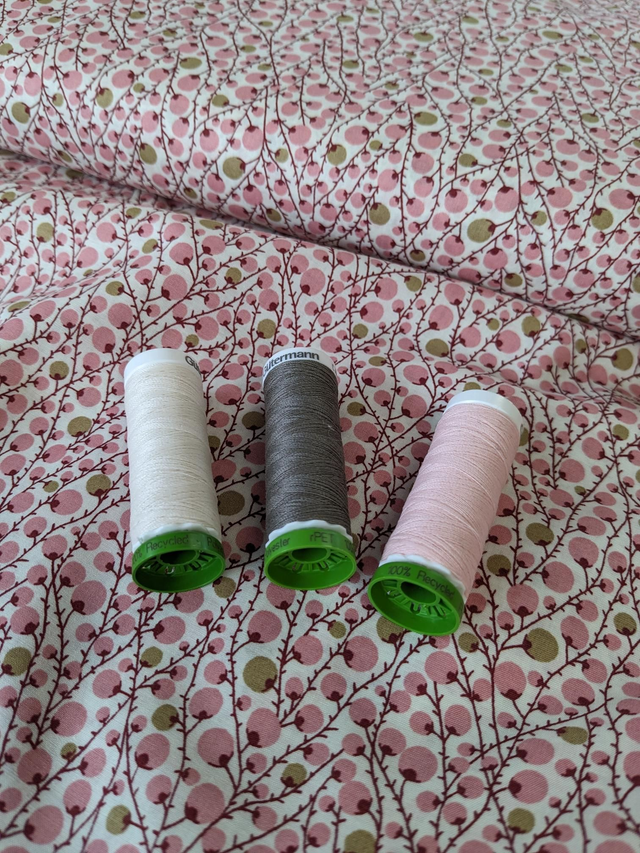 Pima Cotton Lawn. Berry Print - Cream with Pink