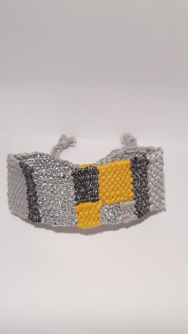Bracelet tissé 