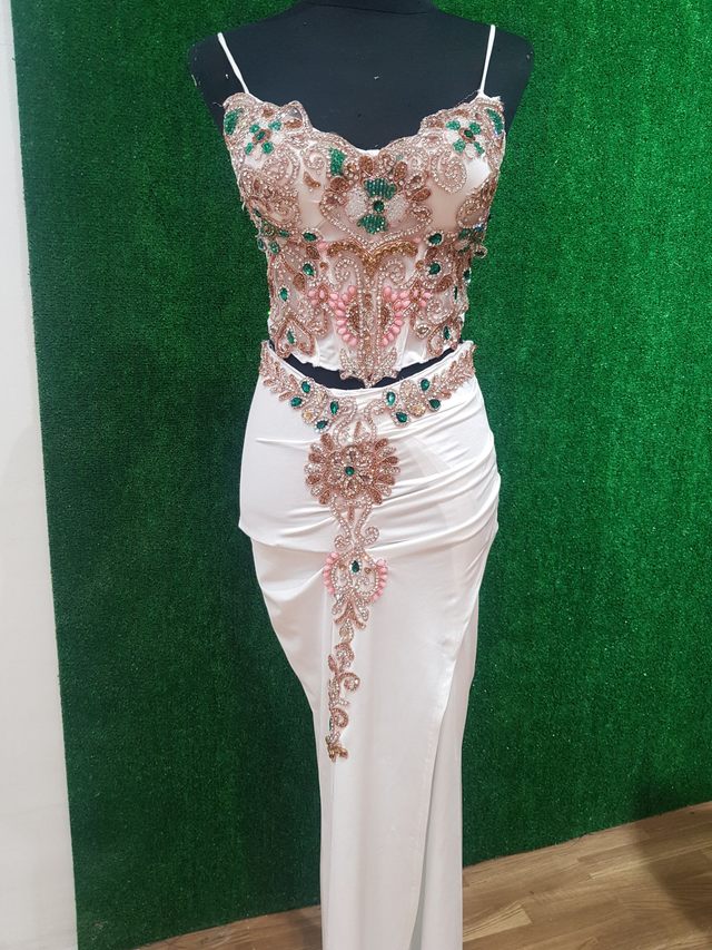 Traje en Cristal