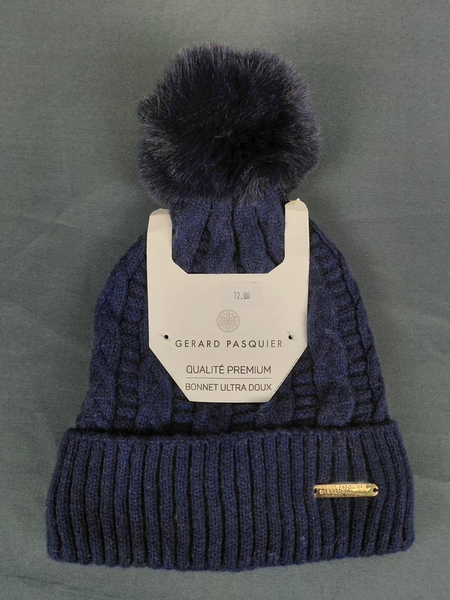 Bonnet Gérard pasquier couleur bleu foncé avec ponpon