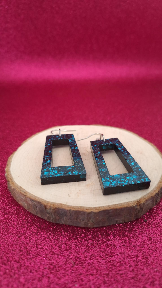 Boucles d&#039;oreilles trapèzes noires/paillettes bleues 