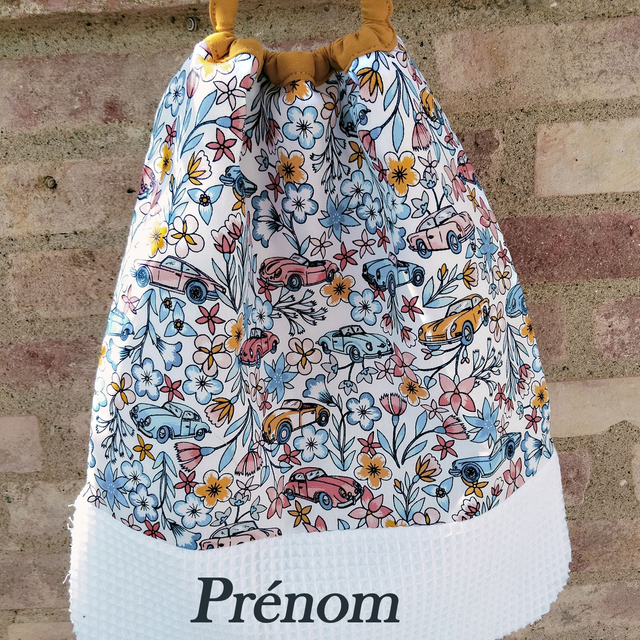 Grand bavoir personnalisée voiture rétro