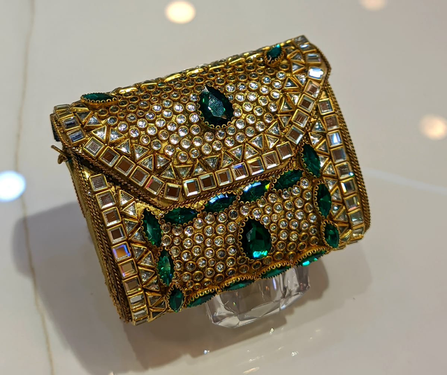Emerald Kundan Clutch Square Mini