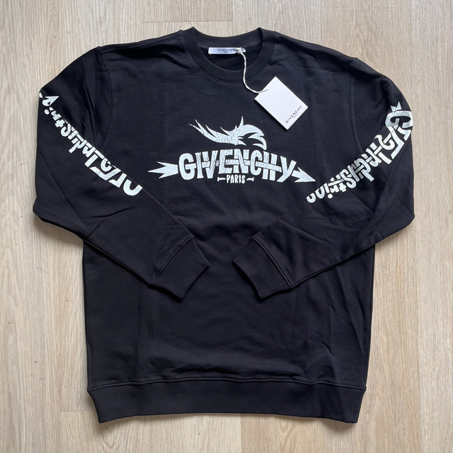 Givenchy crewneck size XL NEW