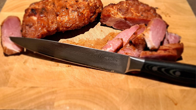 Procureur ca.250 gram- gepekeld, gerookt en afgegrild