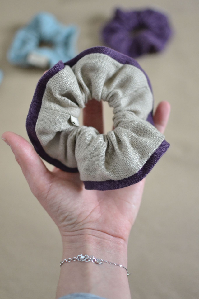 L&#039;Attachant adulte - violet