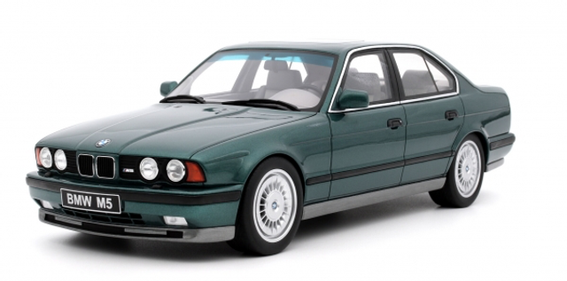BMW M5 E34 "Cecotto" grün met. OTTOmobile 1:18