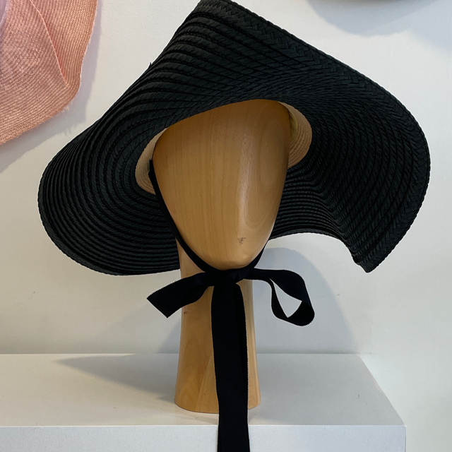 SOLENNE / Beige x Dark grey