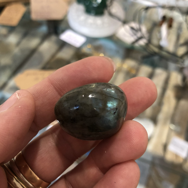 Pierre roulée labradorite 