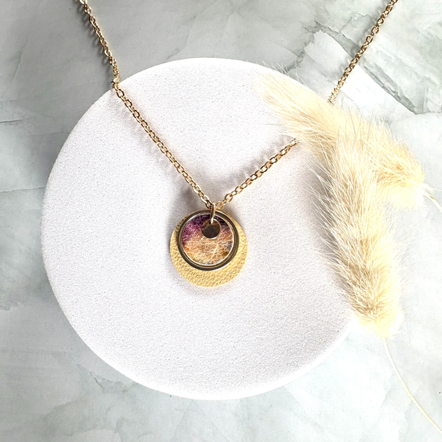 Collier ESSENTIEL Doré à l’Or Cuir Jaune perlé imprimé floral 