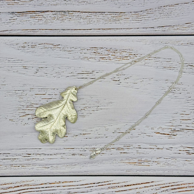 Oak Leaf Pendant 