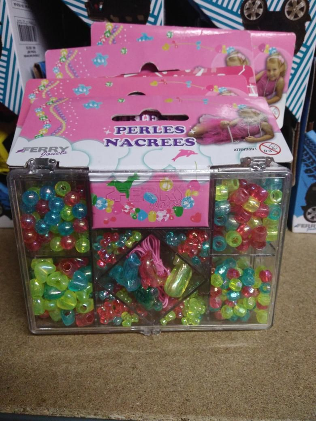 BOITE PERLES ASSORTIES