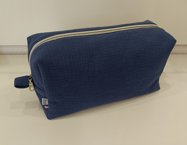 Trousse de toilette en velours côtelé