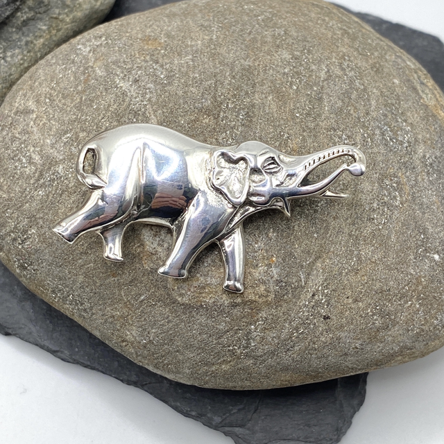 REFURBISHED Sterling Silver Elephant Brooch Birmingham Hallmark