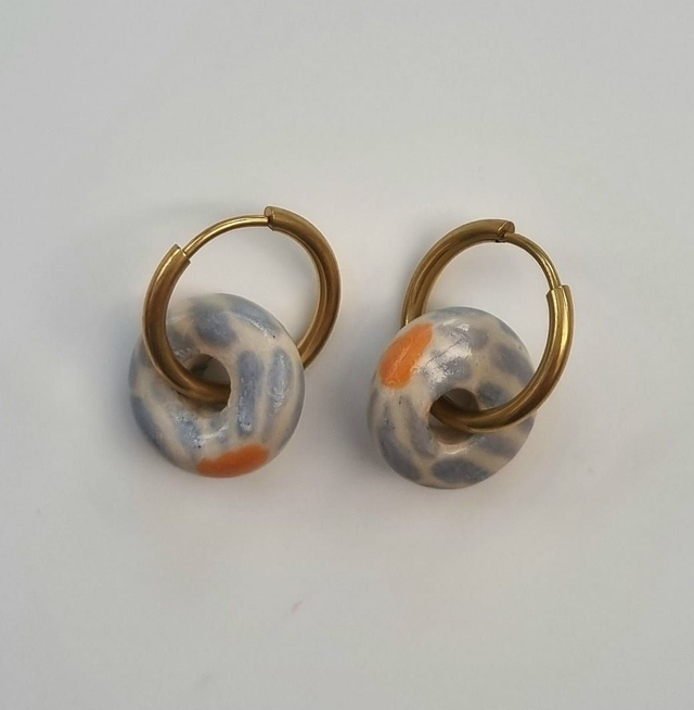 Ceramic Golden Hoop Earrings – Lavender Blue Flower