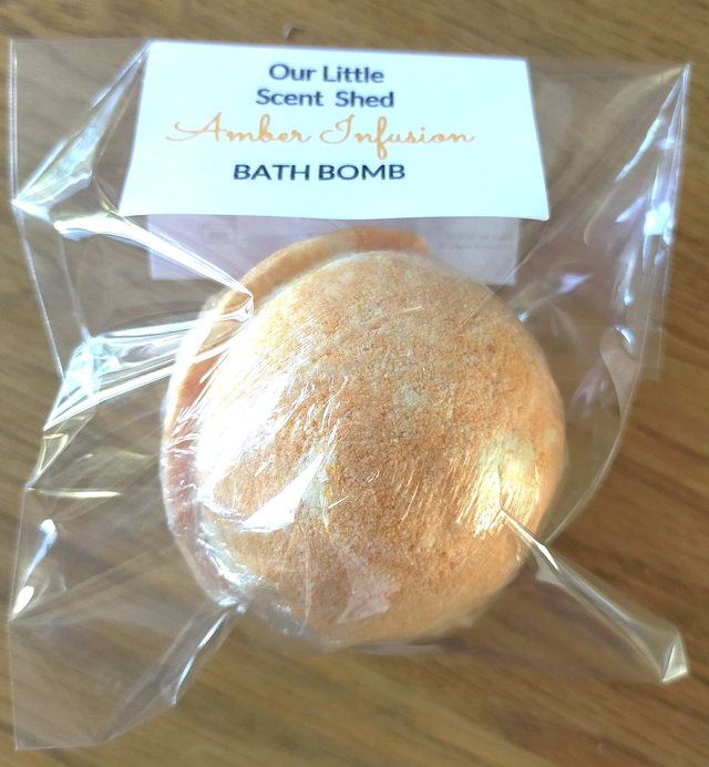 AMBER INFUSION BATH BOMBS