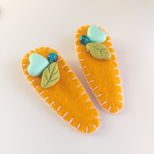 Folk Heart Hair Clip - Orange - Pair