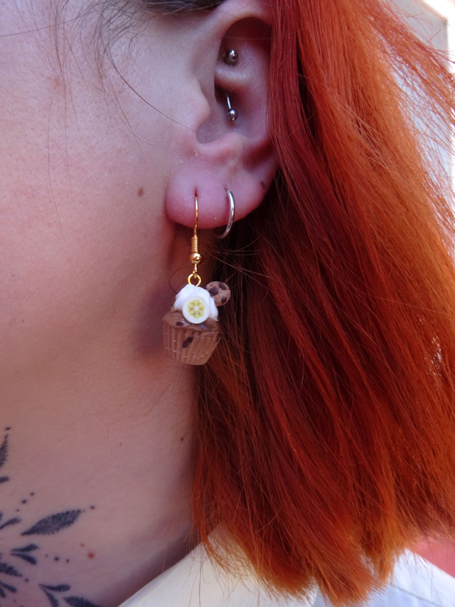 🧁 Boucles d'oreilles - Cupcakes marbrés à la banane chantilly