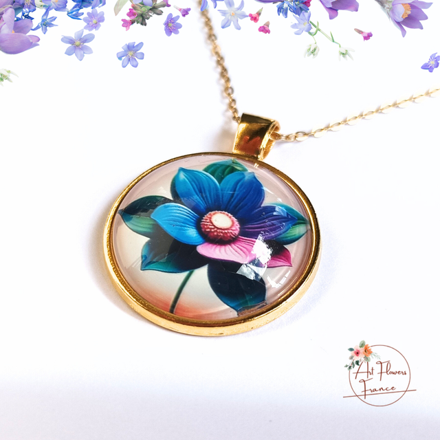 Collier illustré - Fleur bleue
