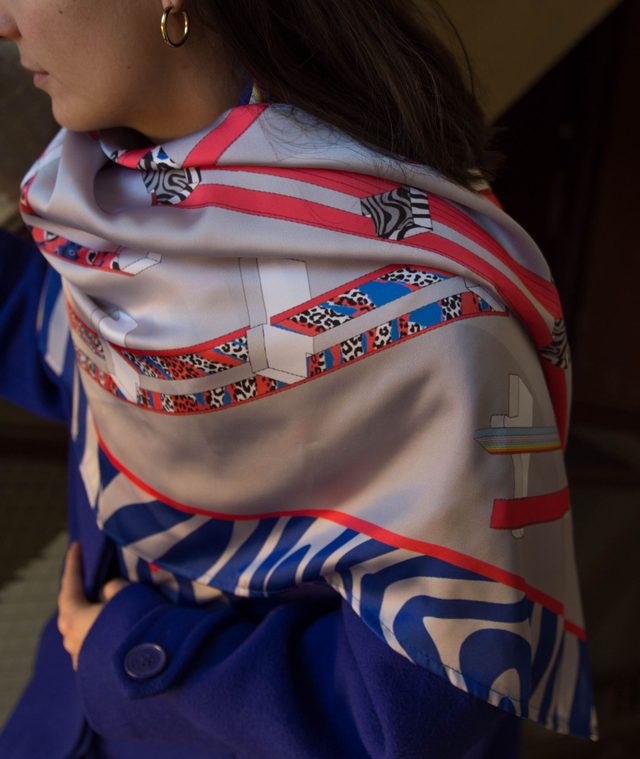 PANEL Bench Grey / Szürke Pad