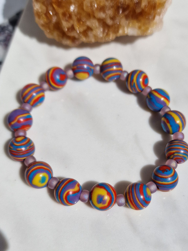 Summer fun Stretchie elasticated bracelet 8mm Purple &amp; Yellow Fordite style resin bead &amp; glass spacer bead. Medium size (2)