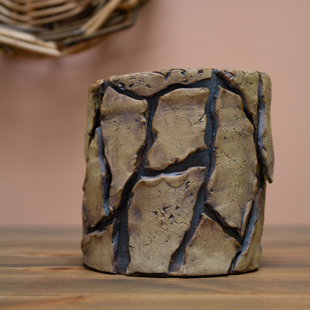 Tree Bark Pieces Pot