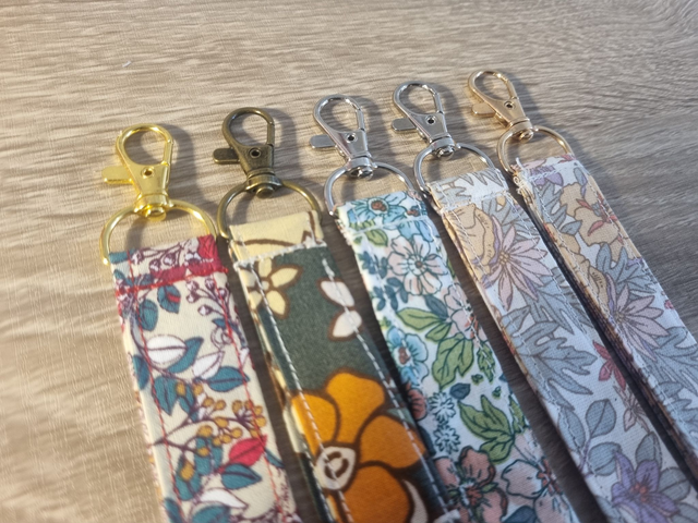 Dragonne avec mousqueton à personnaliser