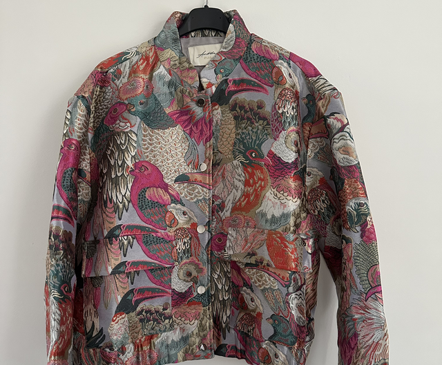 Vogel jasje gekleurd 