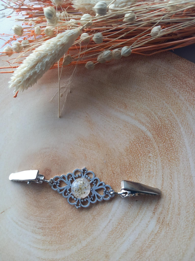 Broche fibule reine Anne