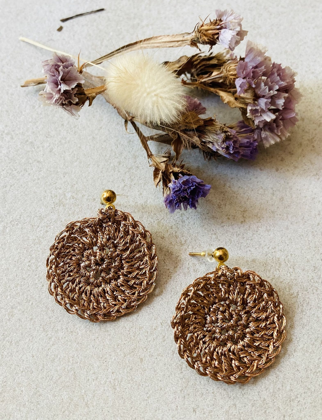 Boucles d&#039;oreilles en crochet rondes