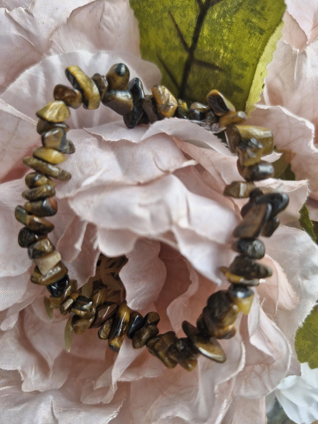 Tigers Eye Crystal Chip Bracelet 